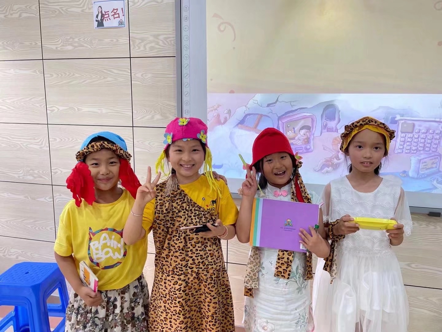 天童教育：小朋友表达能力差有什么方法改善(图1)