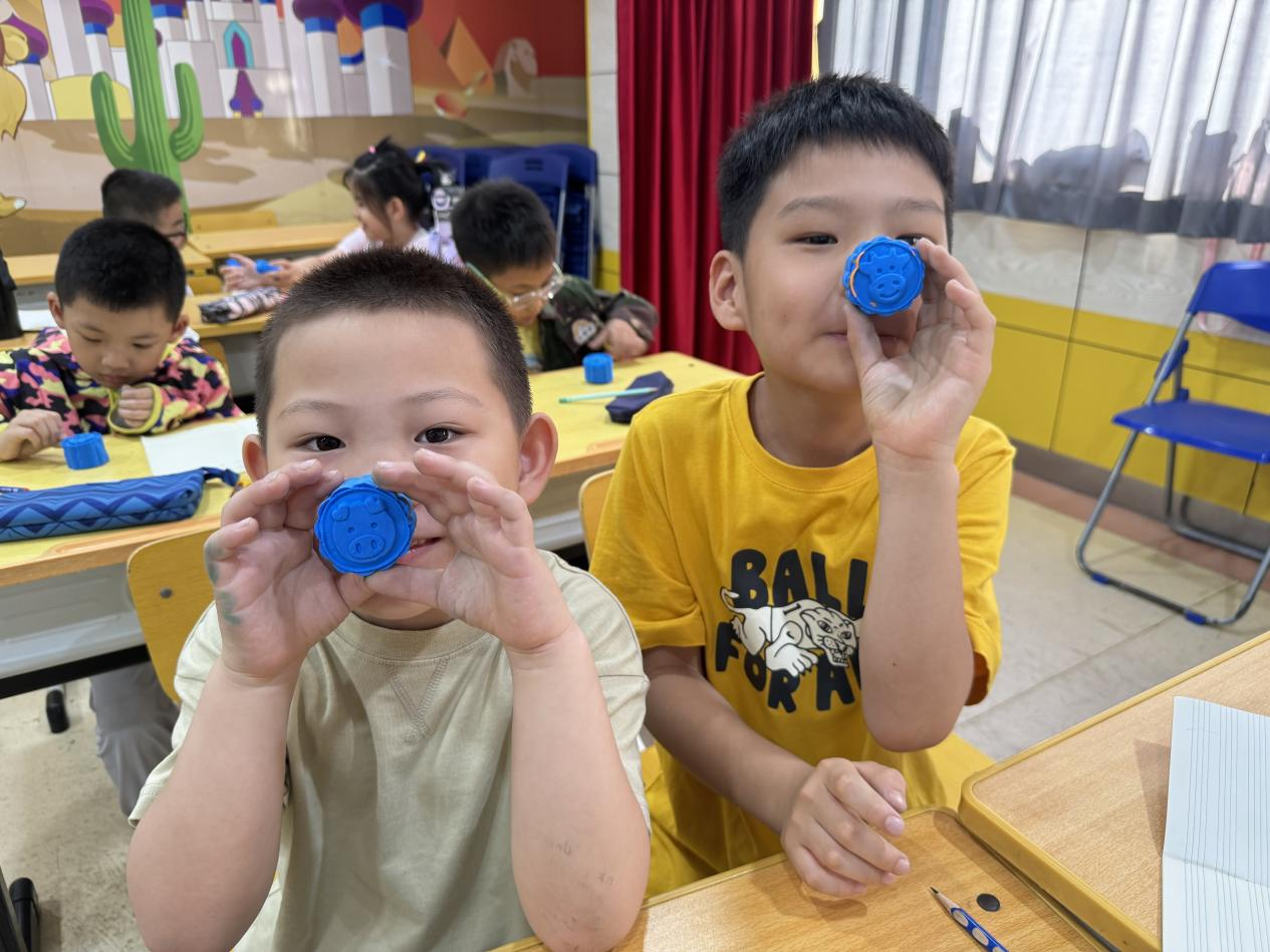 天童美语:让孩子学会与人沟通(图1) 天童美语:让孩子学会与人沟通(图1)